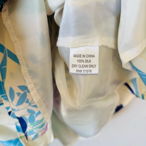 Anthropologie Yumi Kim Cream and Purple Floral Blouse Anthropologie size XS - Picture 6 of 10